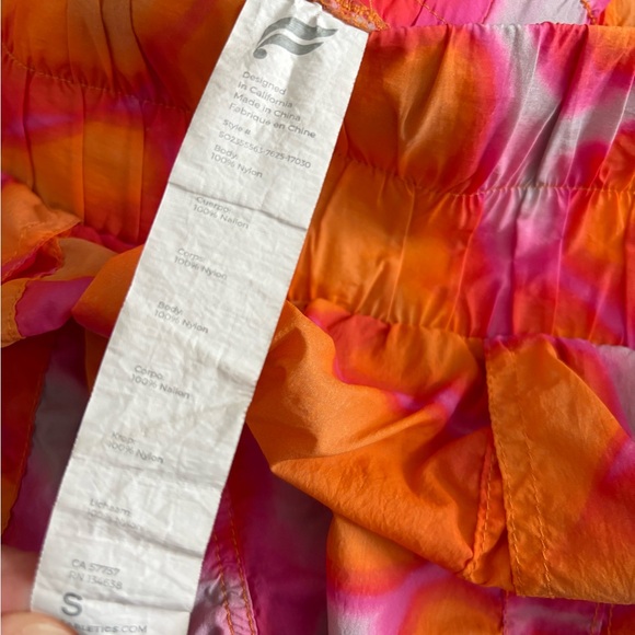 Fabletics Ultra High Waisted Pipes Nylon Shorts in Pink Escape Size Small - Picture 5 of 8